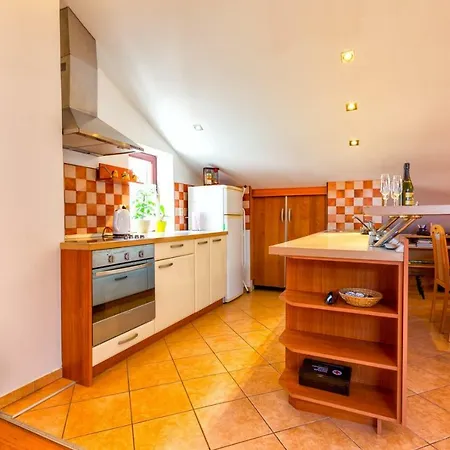 Apatments Angelika, 3* Mali Lošinj